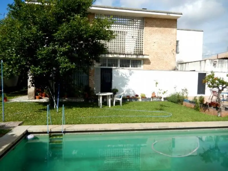 Venta Chalet con Chimenea en Brillante Cordoba