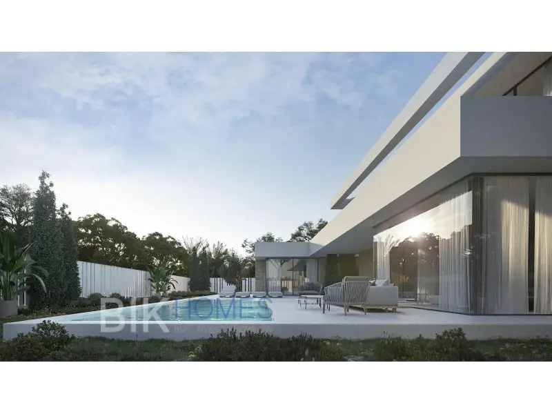 Villa de Lujo en Moraira con Piscina Privada - 6 Dormitorios