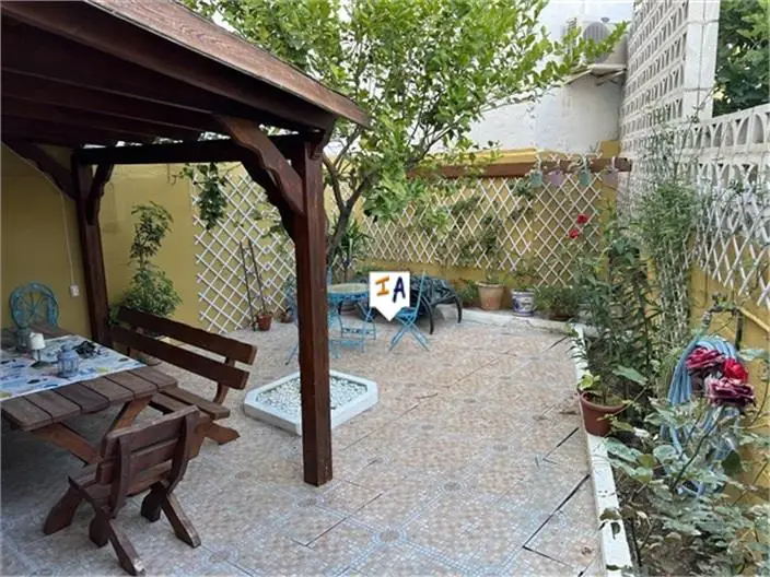 Casa de 6 Dormitorios en Alcaudete Jaen