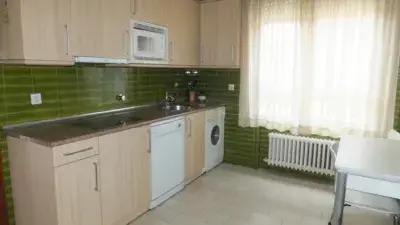 Piso Estudiantes 3 Dormitorios 2 Baños Travesia Vuelta Castillo