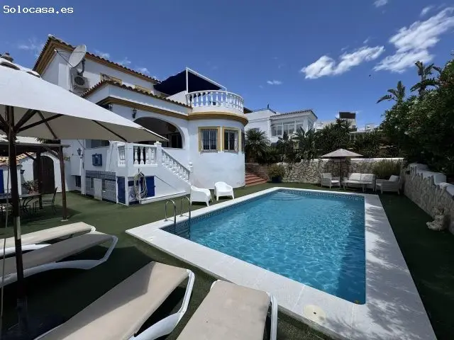 Encantadora Villa De 3 Dormitorios Con Piscina Privada En Agua Nueva, Turre