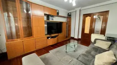 Piso Reformado 92m2 Llodio 3 Habitaciones Trastero