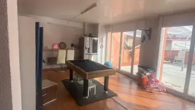 Piso Reformado con Terraza 100m2 4 Dorm 2 Baños