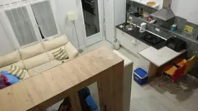 Bajo en venta en Playa Granada, cerca de la playa y servicios