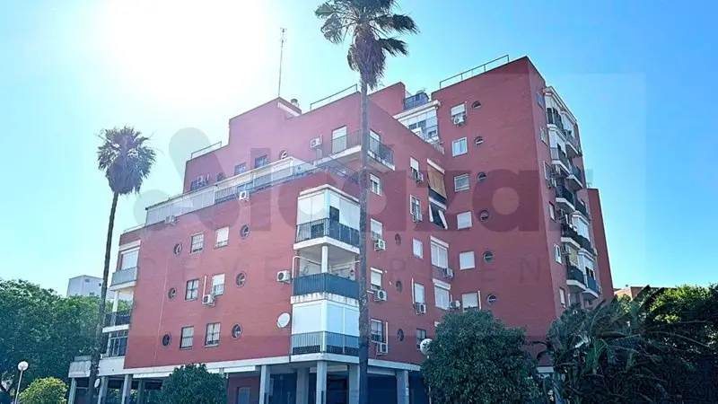 Vivienda VPO en Sevilla Este con 3 Dormitorios y Garaje