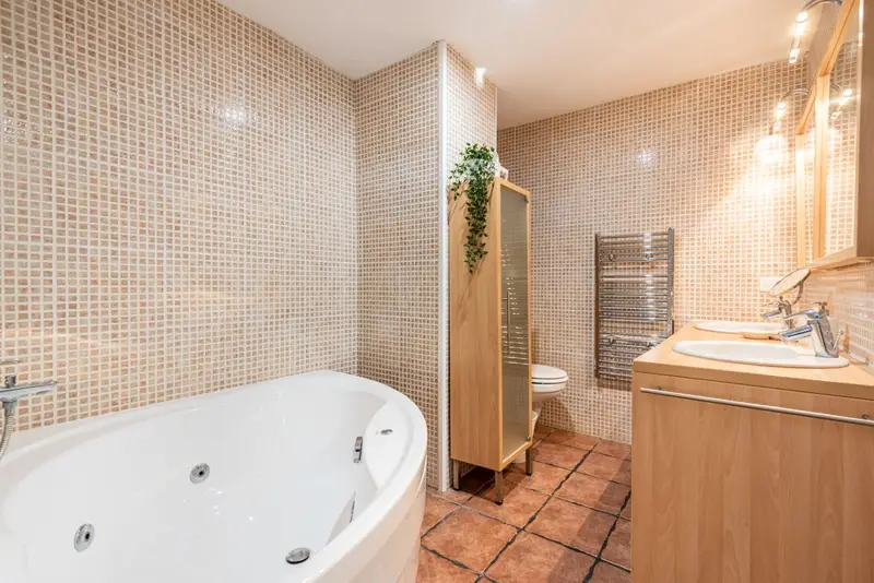 Piso de 2 Dormitorios en venta Benahavis, España