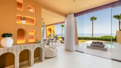 Apartamento de Lujo en Primera Linea de Playa Nueva Milla de Oro