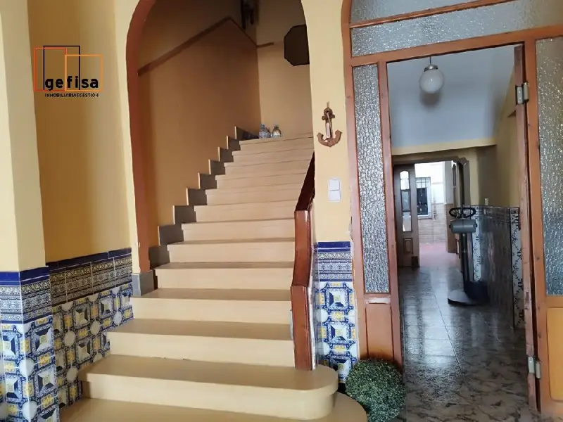 Casa 6 habitaciones Valdepe									ñas Centro Reformada