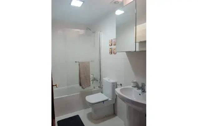Alquiler Apartamento 2 Dormitorios 82m² Entrambasaguas
