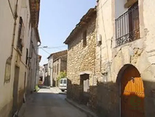 Casa Tradicional en Fueva Huesca 114m2