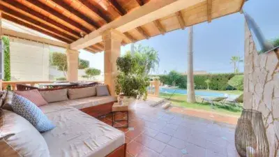Chalet en Badia Blava con Piscina y Sauna