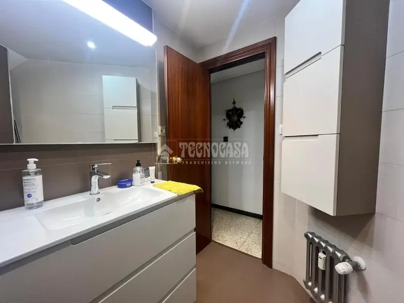 Piso en Venta en Zaragoza - 4 Dormitorios - Garaje y Trastero
