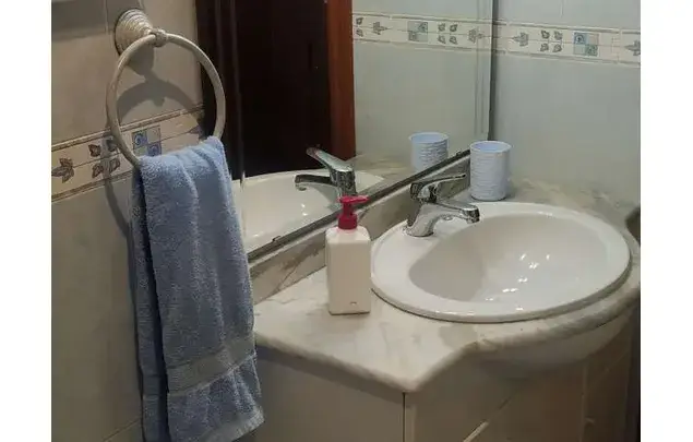 Alquiler Apartamento 4 Dormitorios 90m² Granada
