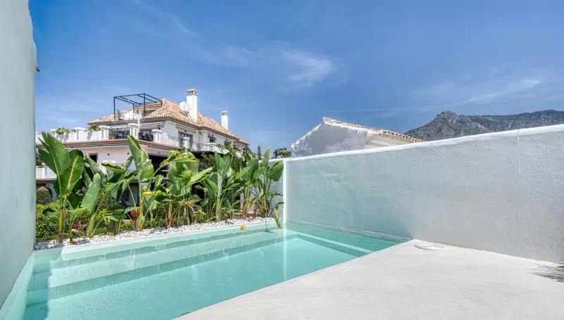 Adosado 4 Dormitorios Milla de Oro Marbella Vistas Panoramicas