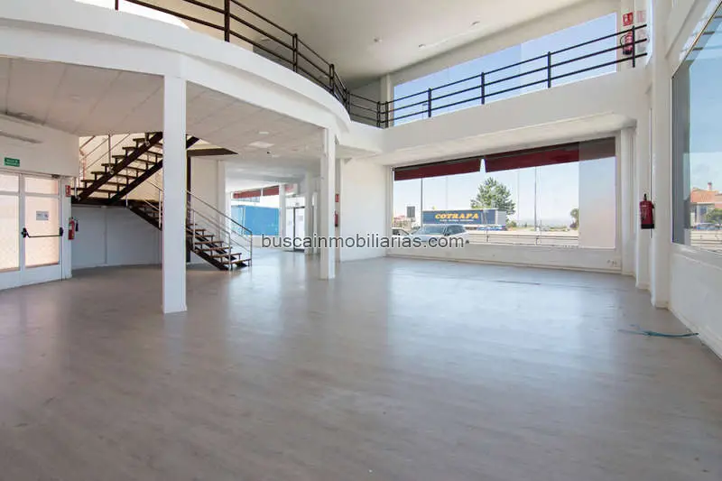 Nave Industrial 1000m2 Pulianas Ideal Muebles Supermercados