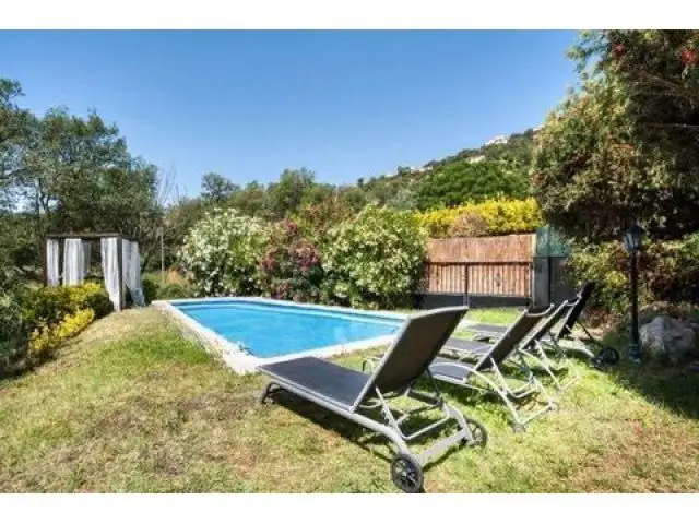 Casa con Vistas Les Gavarres Piscina Privada Ideal Alquiler Vacacional