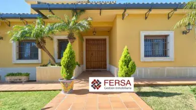 Chalet de Lujo en Vistahermosa 6 Dormitorios 6 Banos Piscina Jardin