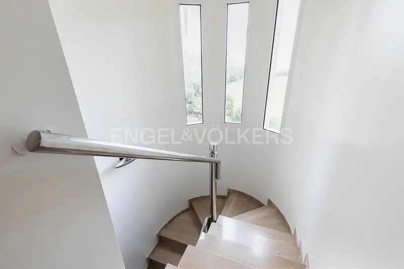 Casa en Denia 5 dormitorios 4 banos Alquiler