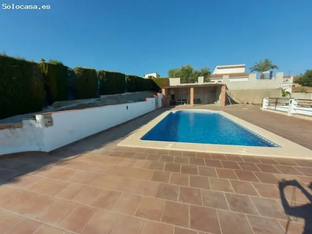 Casa en Venta  127m2 3 Dormitorios Piscina Parcela 1363m2