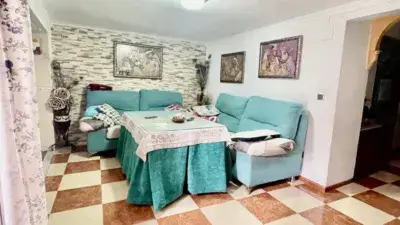 Casa en venta en Córdoba 125m2 4 dormitorios 2 baños Patio
