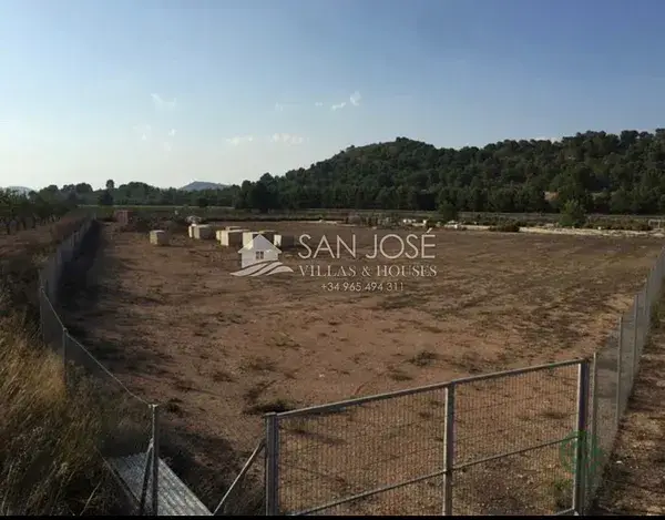 Terreno en Venta Xinorlet con Vistas a la Sierra