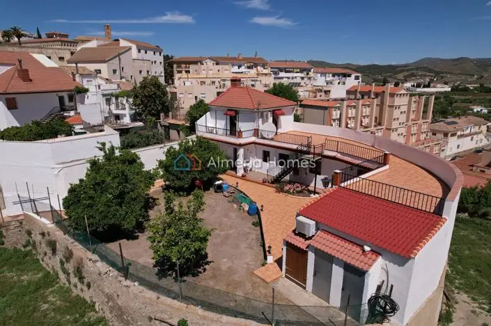 Villa de 4 Dormitorios en Serón, Almería
