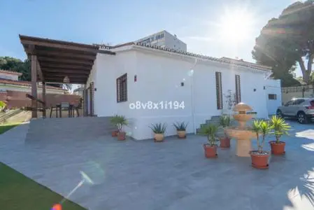 Casa de Lujo en Benalmádena Costa con Piscina Privada