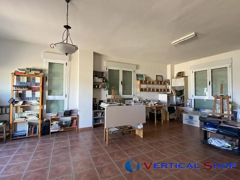 Chalet en Venta en Jornetas Caudete 4 Dormitorios 3 Baños