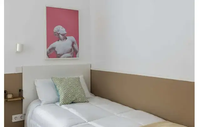 Habitacion 112m2 Getafe Estancia Media Larga