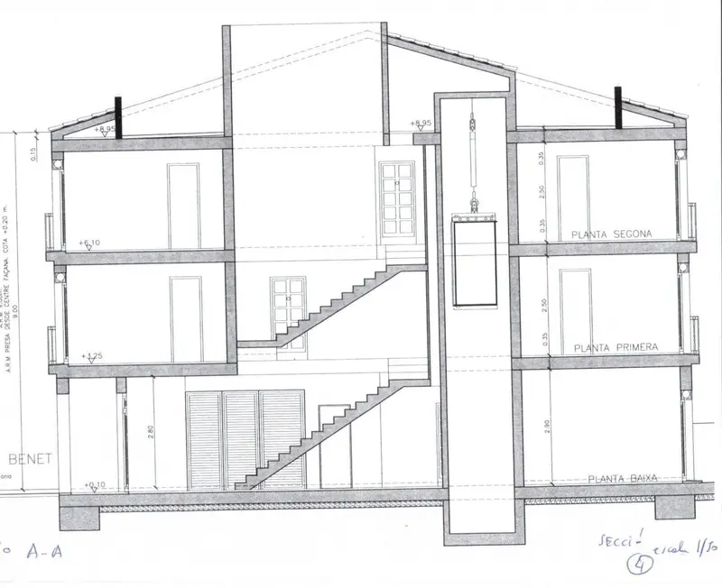 Solar Urbano Edificable en Navarcles 210m2