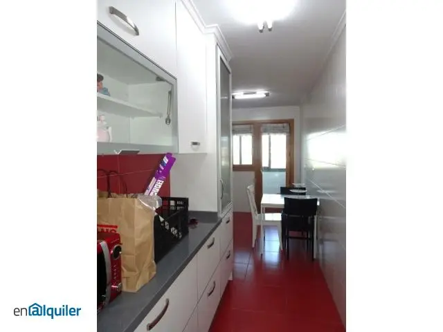 Alquiler piso 85m2 3 habitaciones Oeste garaje adaptado minusvalidos