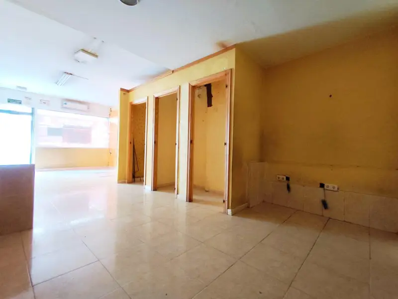 Venta Local Comercial Centro Torremolinos 43m2