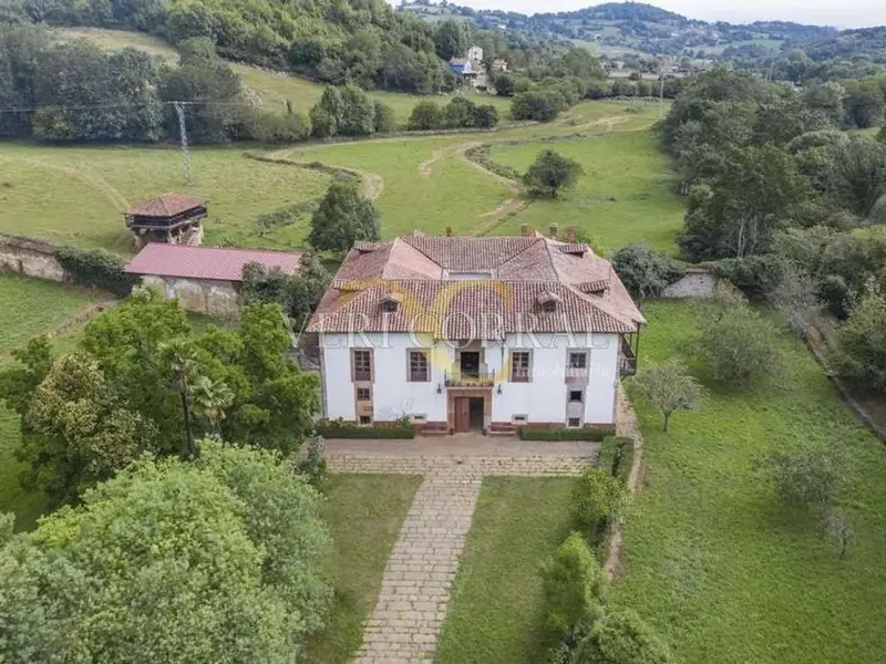 Venta Chalet en Grado Asturias Palacio con Encanto