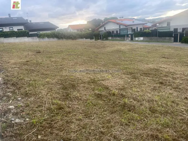 Parcela Edificable Sopelana 1051m2 6 Viviendas Adosadas