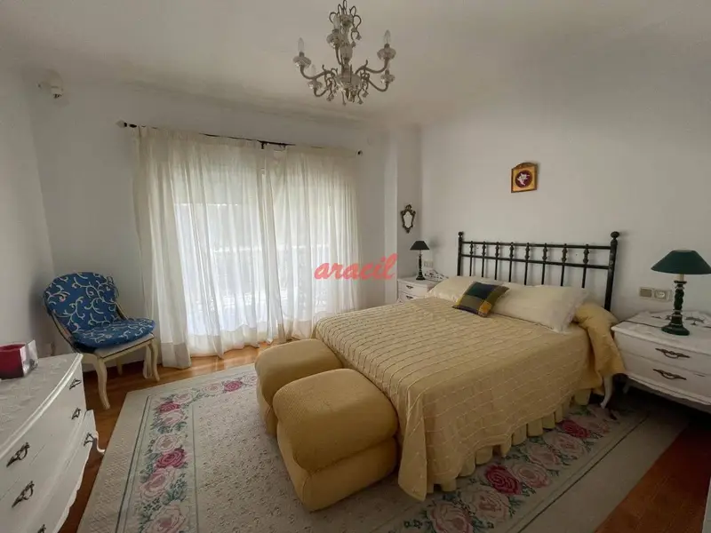Chalet en venta en Pereiro de Aguiar con piscina y pista de tenis