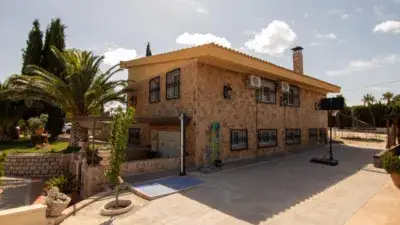 Chalet en venta en Calle Poligono 5