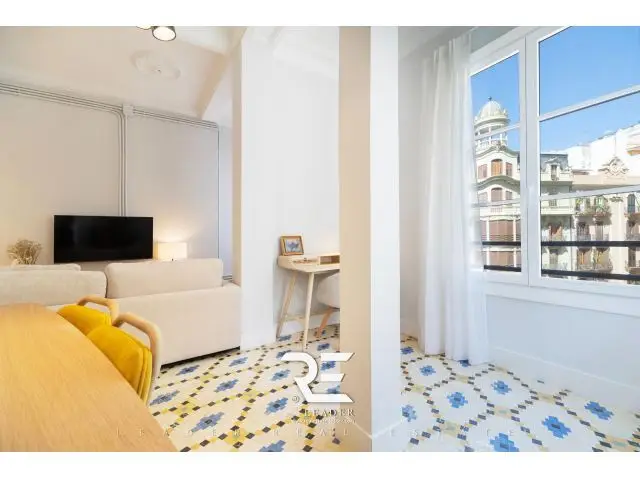 Piso Reformado Ruzafa Valencia 104m2 3 Habitaciones 2 Baños Amueblado