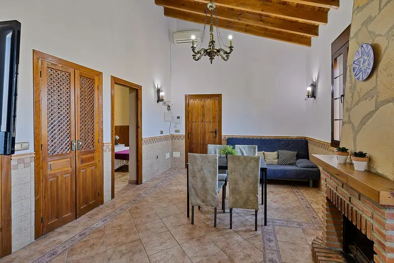 Finca con 9 Dormitorios en Álora, Ideal Hotel Rural o Gran Familia