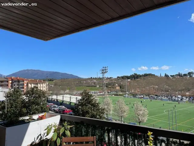 Solo abrir la puerta del piso estoy seguro que te enamorará. Llinars del Vallès