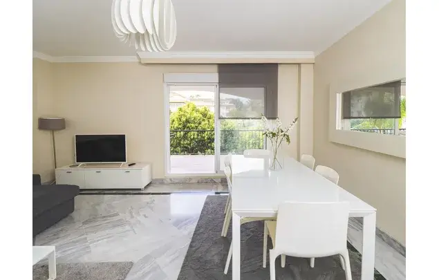 Apartamento 2 Dormitorios 100m2 Marbella Cerca Puerto Banus