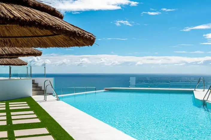 Apartamento 3 Dormitorios en Venta Bayview Hills Vistas al Mar