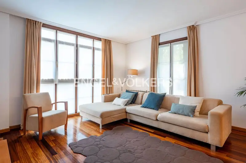 Piso en Venta Irun Urdanibia 2 Dormitorios 2 Baños Reformado