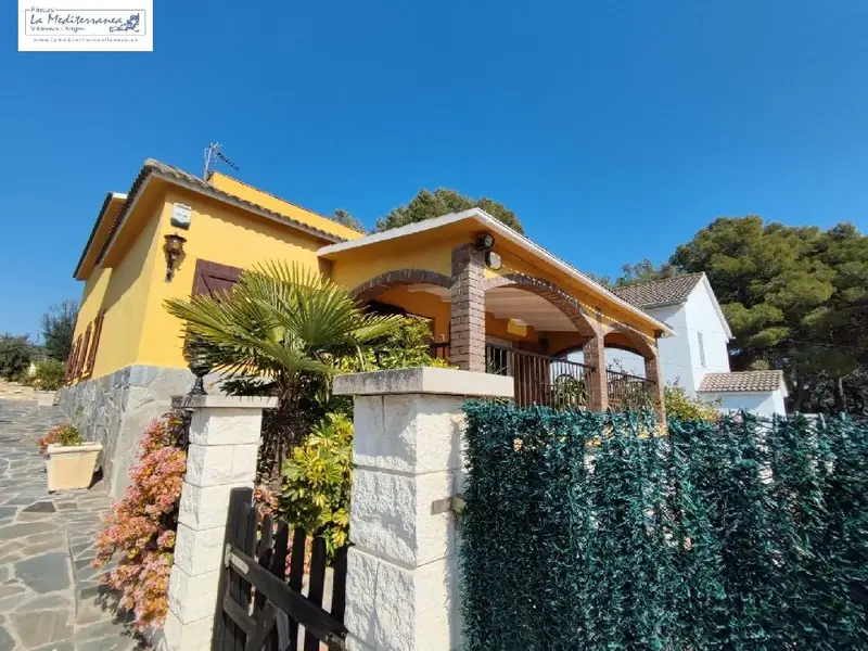 Venta Casa Familiar en Cubelles Gran Piscina y Terreno