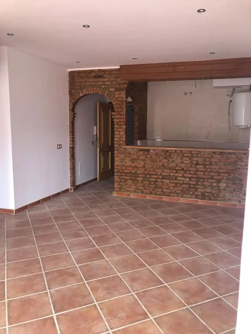 Apartamento en Agrón Granada 2 dormitorios Cerca Pantano Bermejales