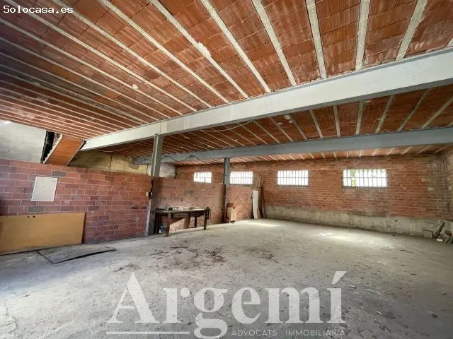 Nave Industrial 393m2 Venta Palau Solita I Plegamans