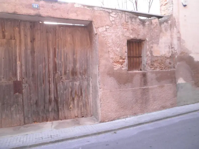 Venta Solar Roquetes 152m2