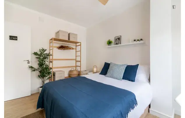 Alquiler Apartamento 4 Dormitorios Barcelona Amueblado