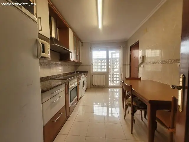 Alquiler Piso Dos Habitaciones Trastero Calle Alta Santander