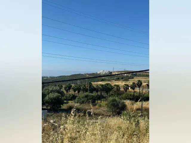 Terreno en Venta Estepona: Desarrollo Residencial de Lujo