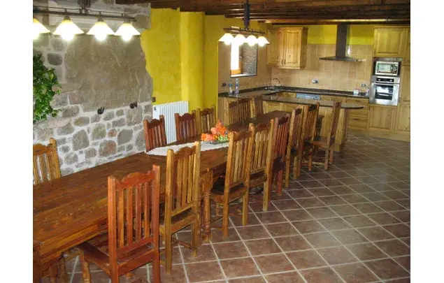 Casa rural 8 dormitorios 340m2 en la Baronia de Rialb